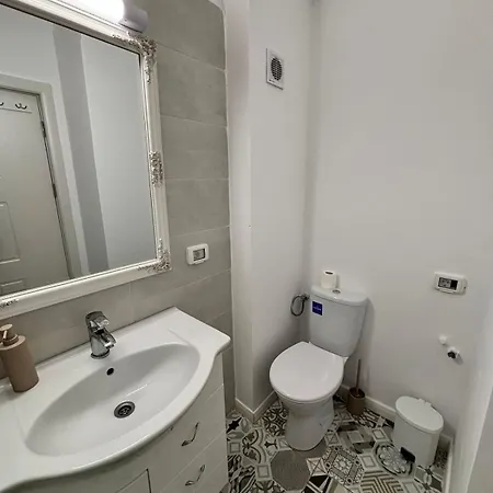 Belstay Mamaia Nord